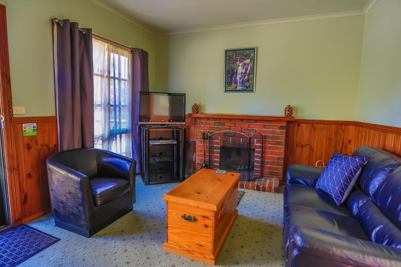 Mountain View Motor Inn & Holiday Lodges Холс-Гэп Экстерьер фото