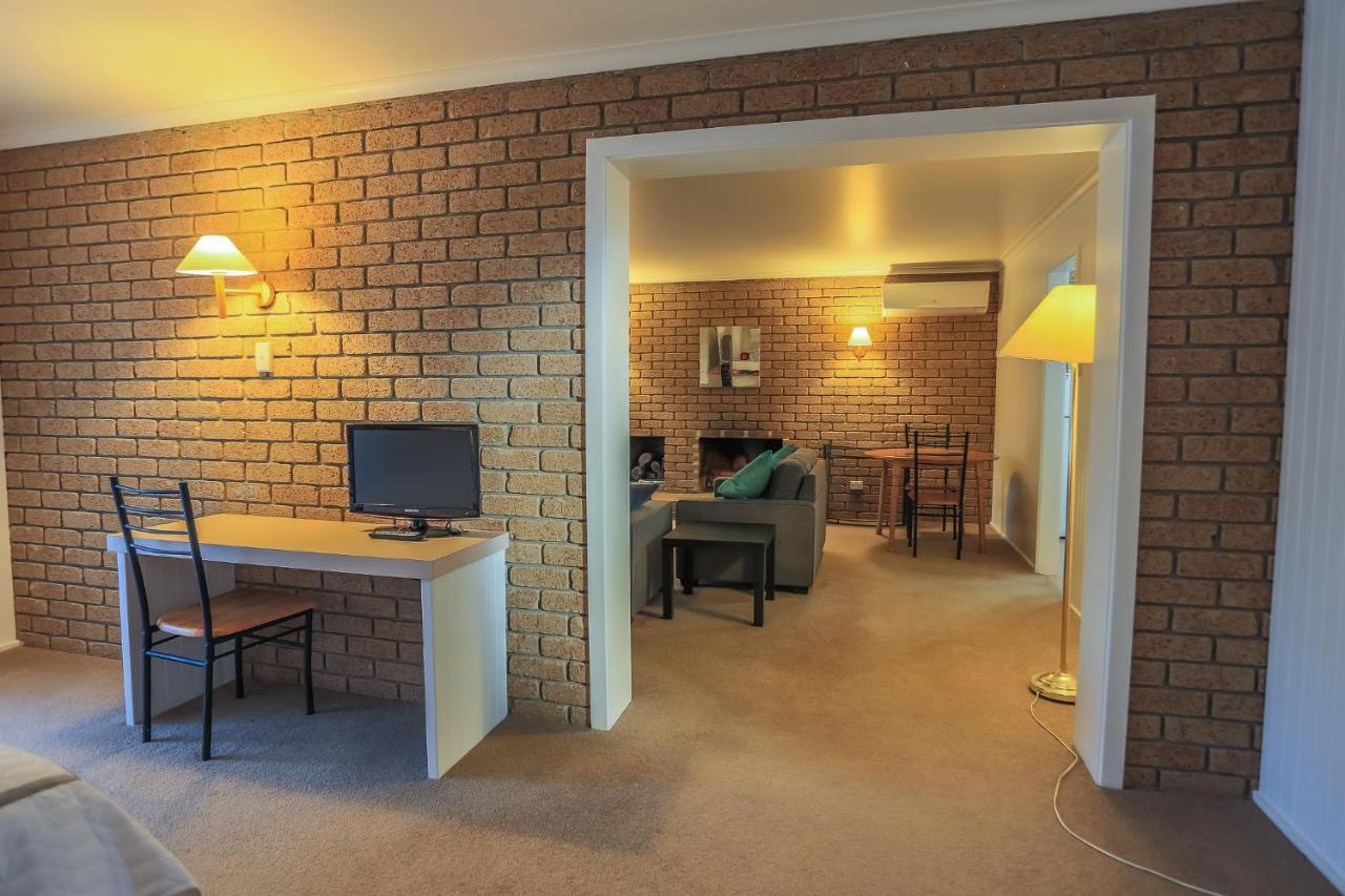 Mountain View Motor Inn & Holiday Lodges Холс-Гэп Экстерьер фото