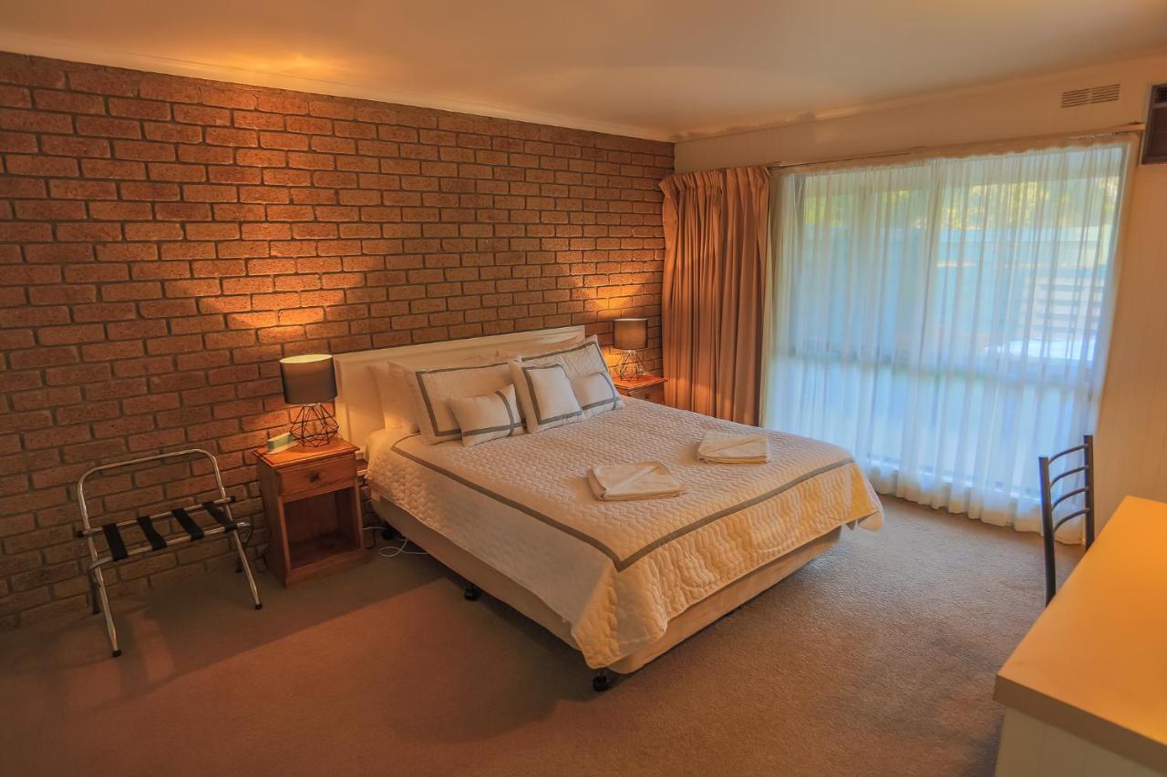 Mountain View Motor Inn & Holiday Lodges Холс-Гэп Экстерьер фото